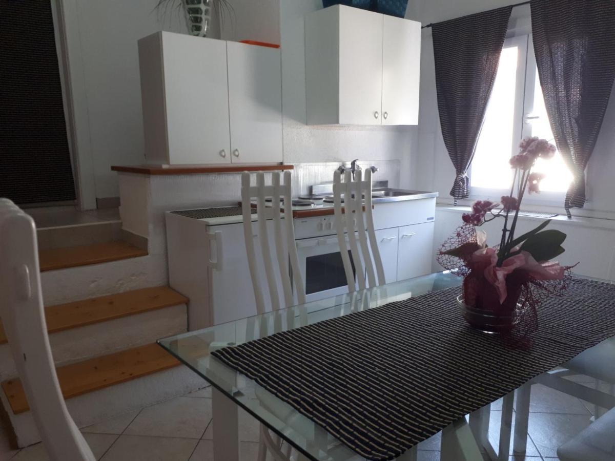 Apartments Petra 23 Mali Lošinj Zewnętrze zdjęcie